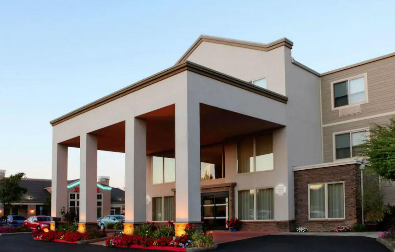 Four Points By Sheraton Portland East Fairview Exteriér fotografie